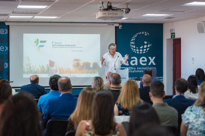 Celebrado el Foro del Cáñamo Industrial. Regulación y posibilidades de cultivo en Extremadura