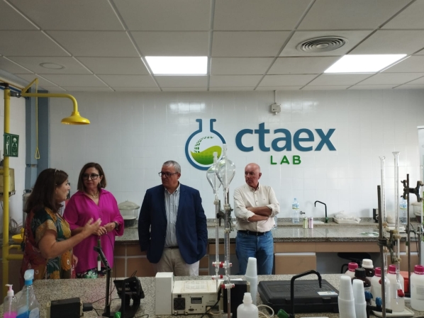 La consejera de Agricultura, Ganadería y Desarrollo Sostenible, Mercedes Morán, destaca el papel de CTAEX en el desarrollo del sector agroalimentario