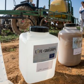 Biocidas preparados para aplicación en campo