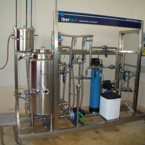 Lactosuero: Equipo de fermentación
