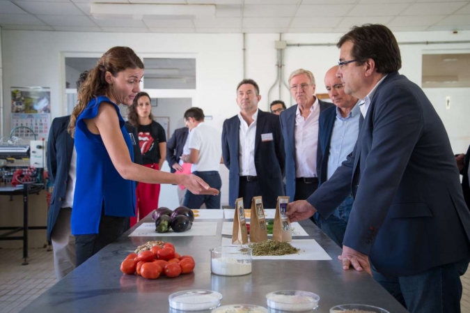 Visita a CTAEX del presidente de la Junta de Extremadura, Guillermo Fernández Vara