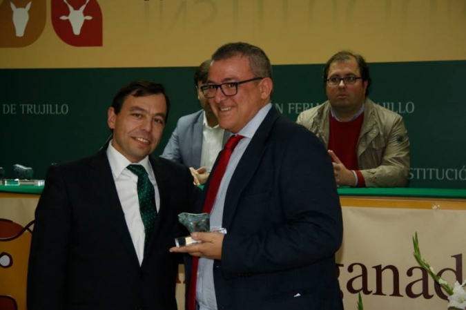 16 11 18 premio feria agroganadera Trujillo 2