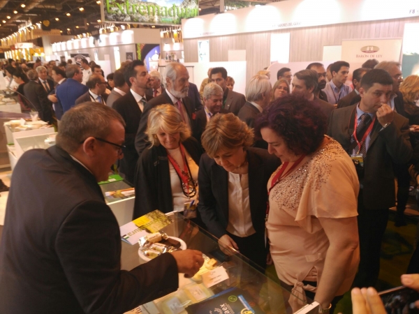 CTAEX organiza en el Salón de Gourmets una cata de los mejores Aceites de Oliva Vírgenes Extras de Extremadura en nuevos formatos