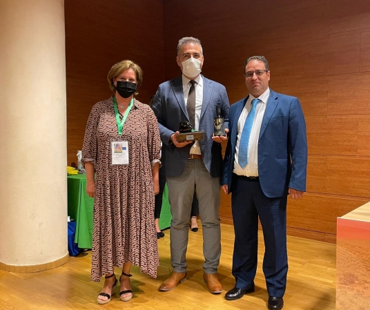 AEMODA otorga a CTAEX un reconocimiento por su labor en el sector del aceite de oliva