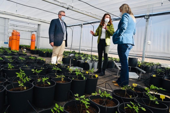 La presidenta de la Asamblea de Extremadura visita CTAEX