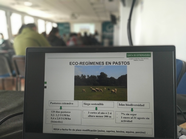 Javier Gonzalo explica la nueva PAC en CTAEX