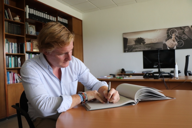 El alcalde de Badajoz, Ignacio Gragera, ha visitado el Centro Tecnológico Nacional Agroalimentario CTAEX