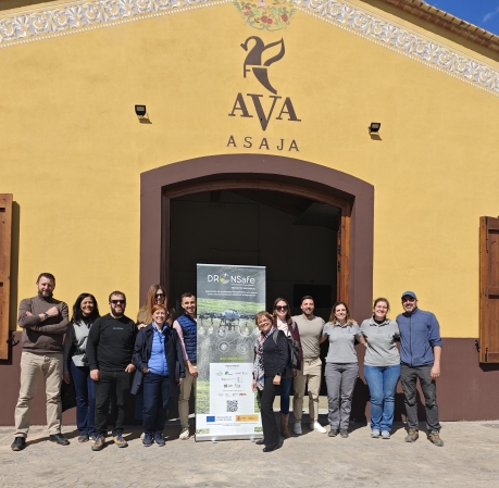 El proyecto DRONSafe evalúa en Valencia el uso &quot;seguro y sostenible&quot; de drones al aplicar fitosanitarios en agricultura